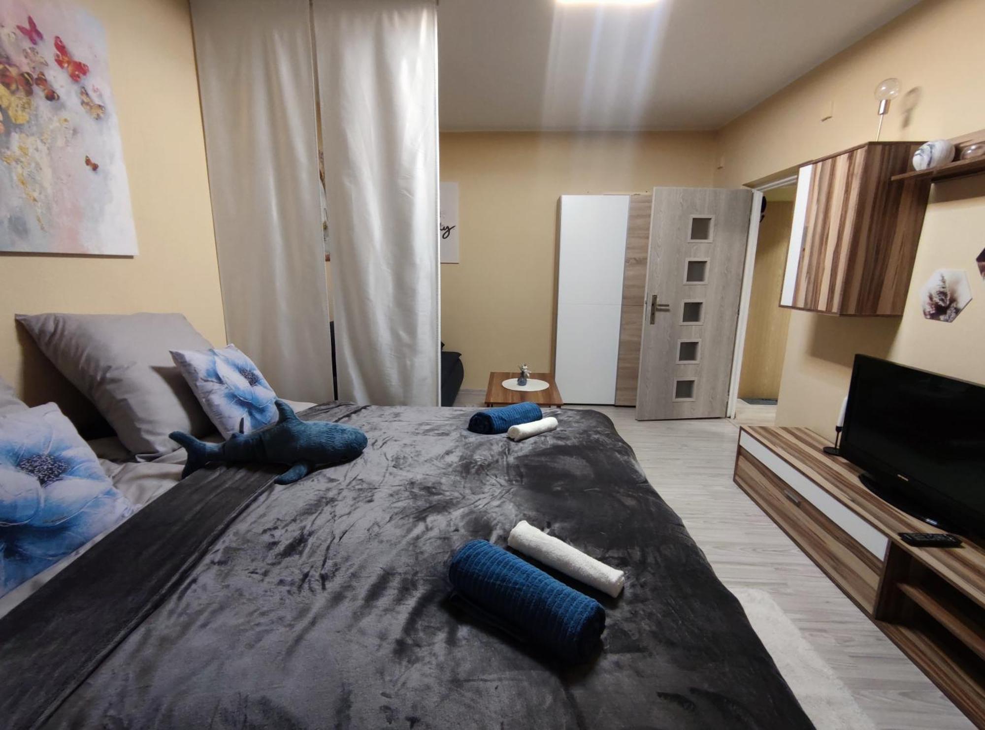 Veludo Apartments Centrum Free Parking Banská Bystrica Eksteriør bilde